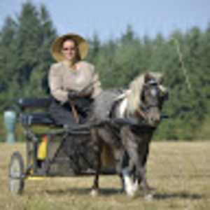 Meet your Posher, Stephanie